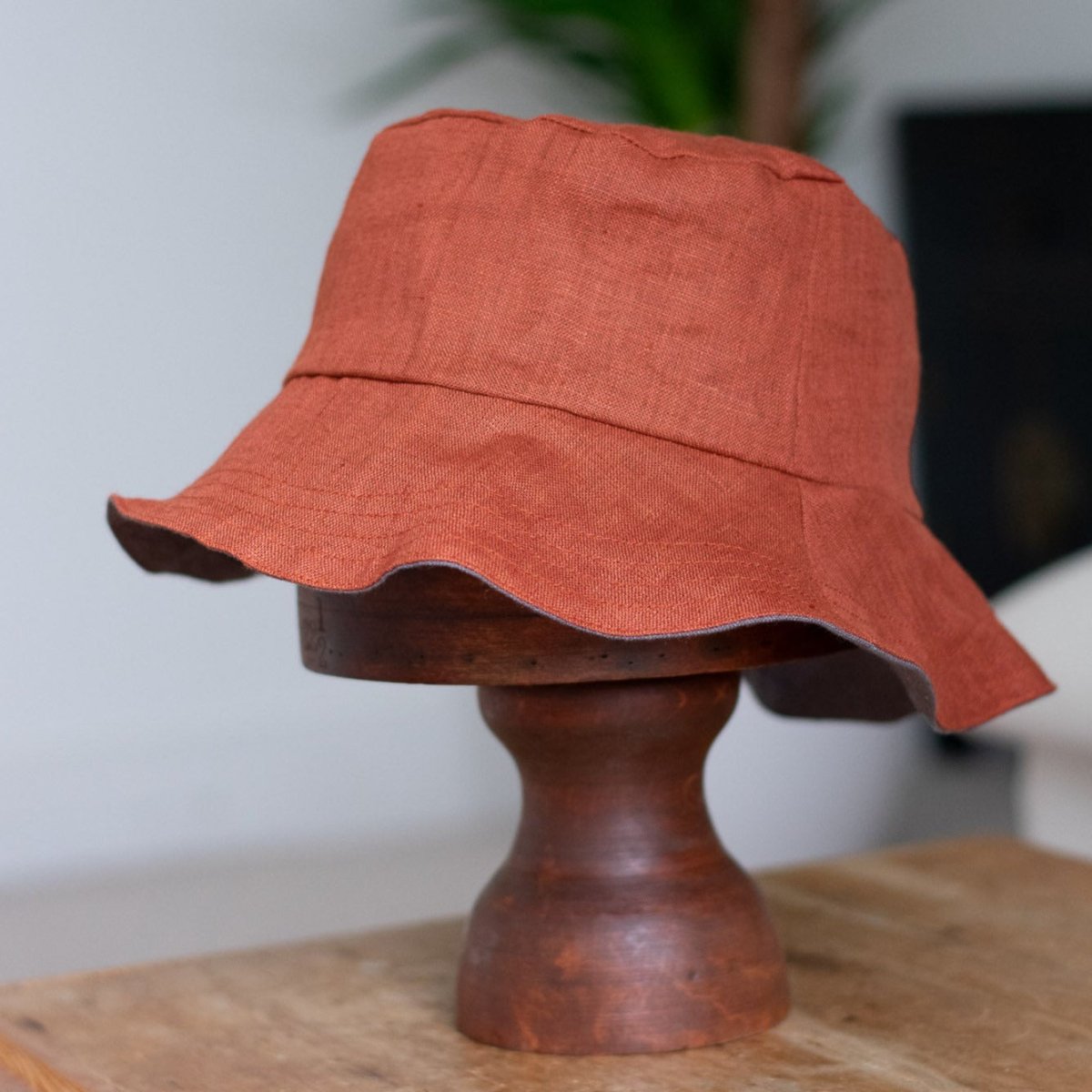 Reversible Linen Bucket Hat